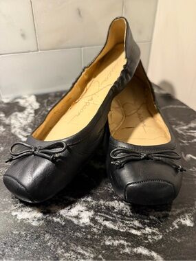 Classic Black Leather Ballet Flats